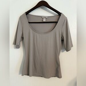 H & M Classic Gray Top Ribbed Boatneck Quarter Sleeve Size M NWOT